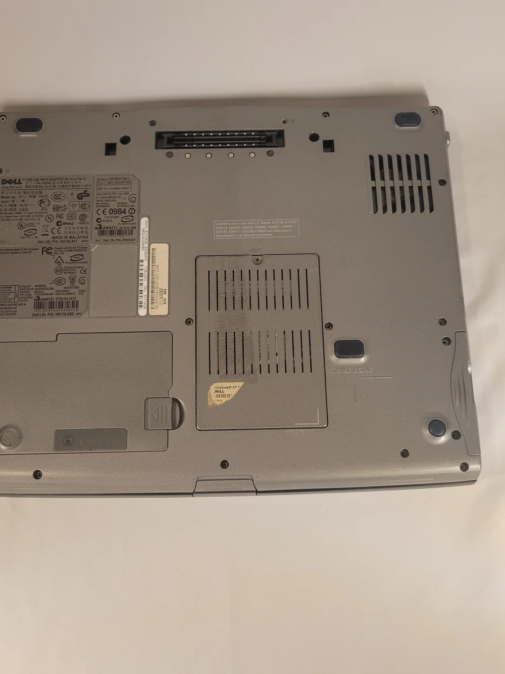 Dell Latitude D520 Vintage Laptop | Model PP17L | Untested For Parts / Repair